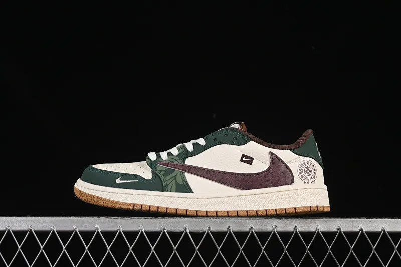 All Categories Air Jordan Jordan Series Basketball Shoes Air Jordan 1 Low High-end Customized Low-top Shoes Travis Scott x Fragment Design x Air Jordan 1 Low OG SP AJ1 Crow Heart Joint Green Peanut Gum Low-top Cultural Casual Shoes XS2024-044
